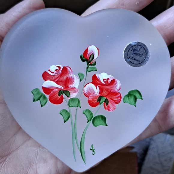 VTG L.E. Smith Handpainted On Frosted Heart Glass Signed Original Box - Picture 2 of 6